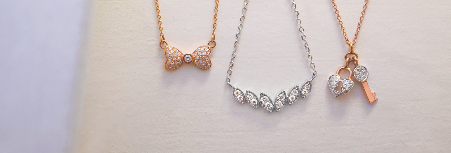 Necklaces & Pendants