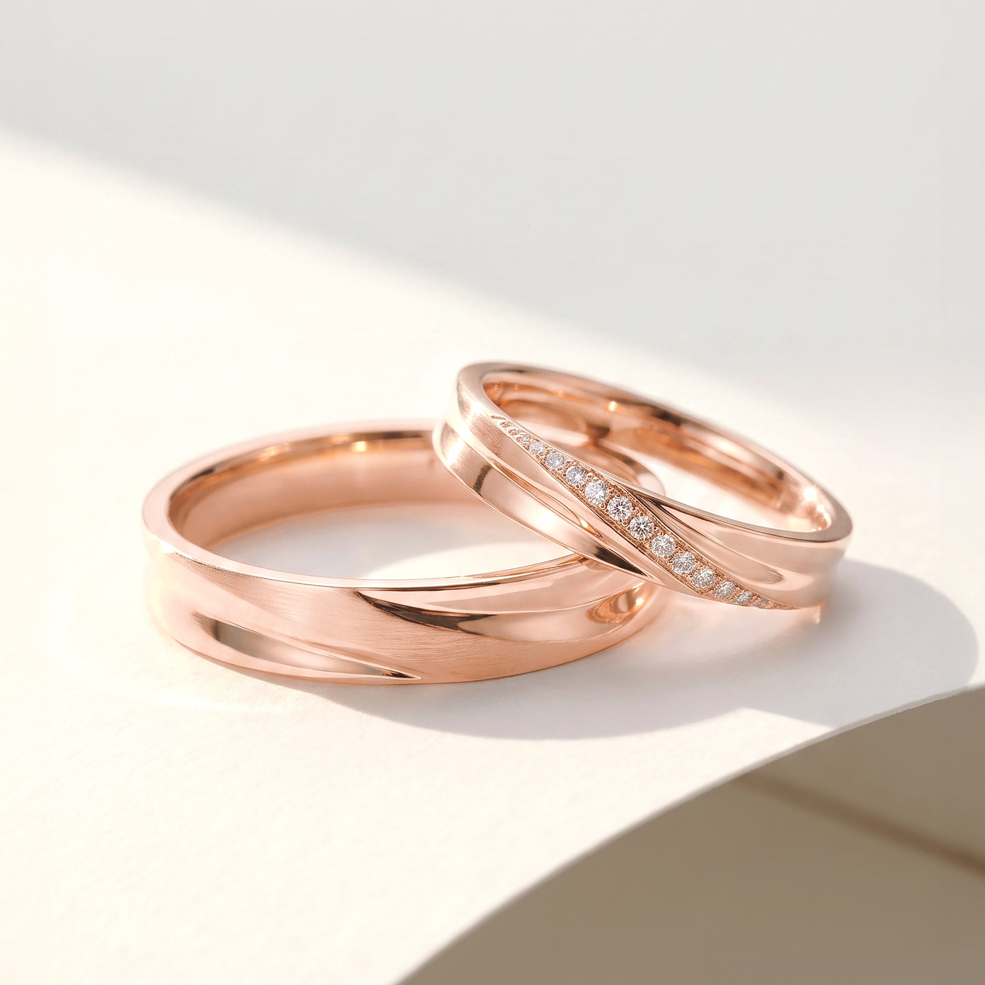 Cupid Jewellery® "Ciselé" wedding band set