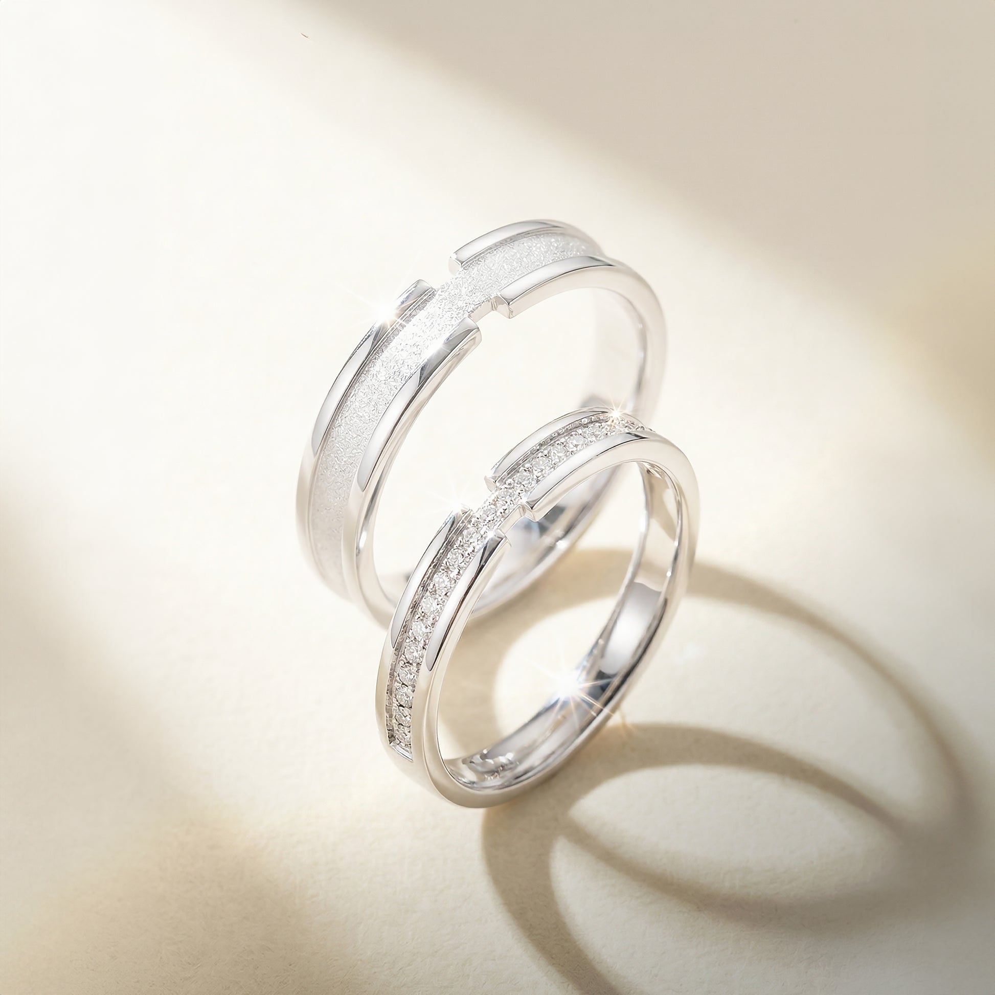 18 carat white gold Signature "Haute" wedding band set