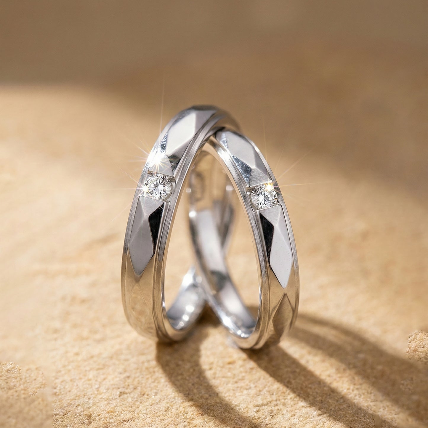 18 carat white-gold Signature "Lueur" wedding band