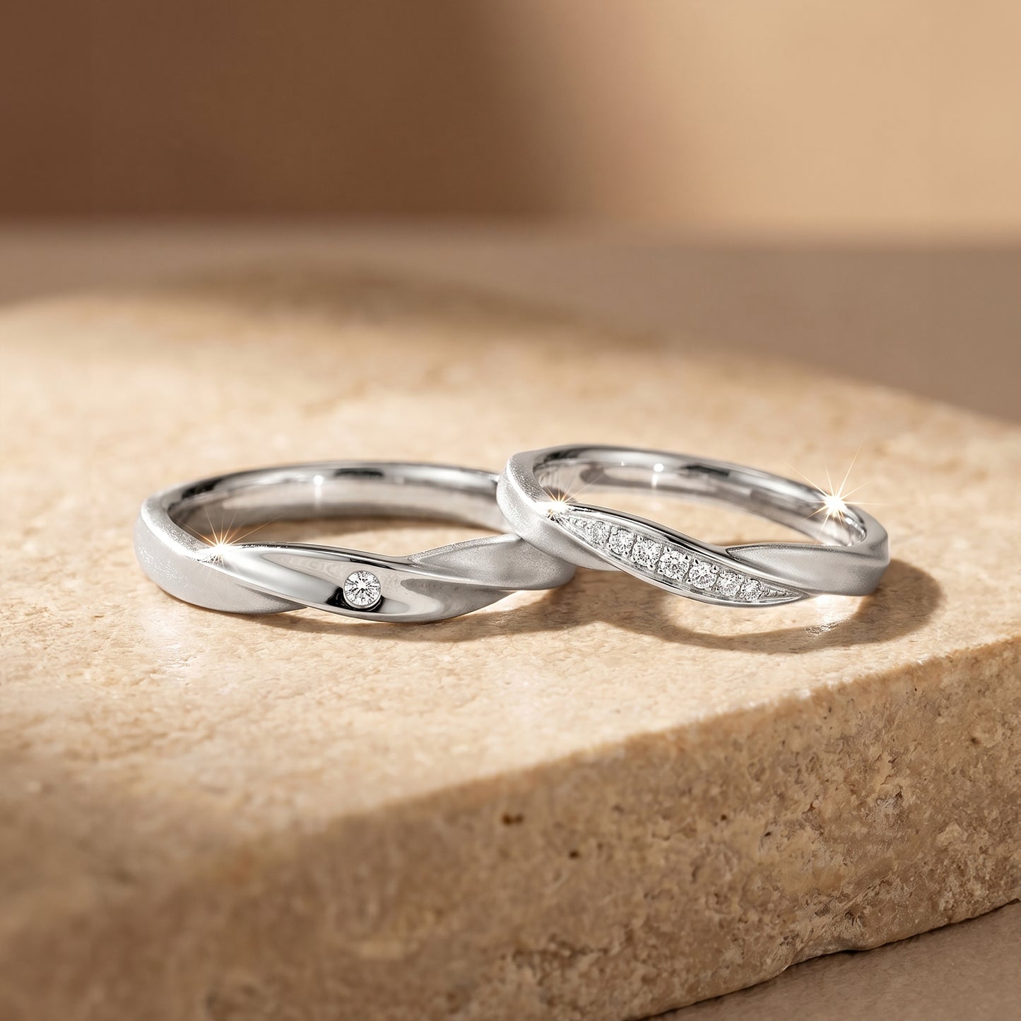 Cupid Jewellery® "Petala" Wedding Band Set