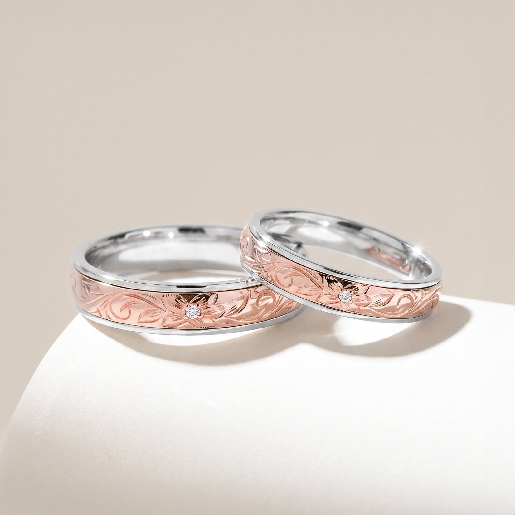 Cupid Jewellery® "Plumeria" wedding band set