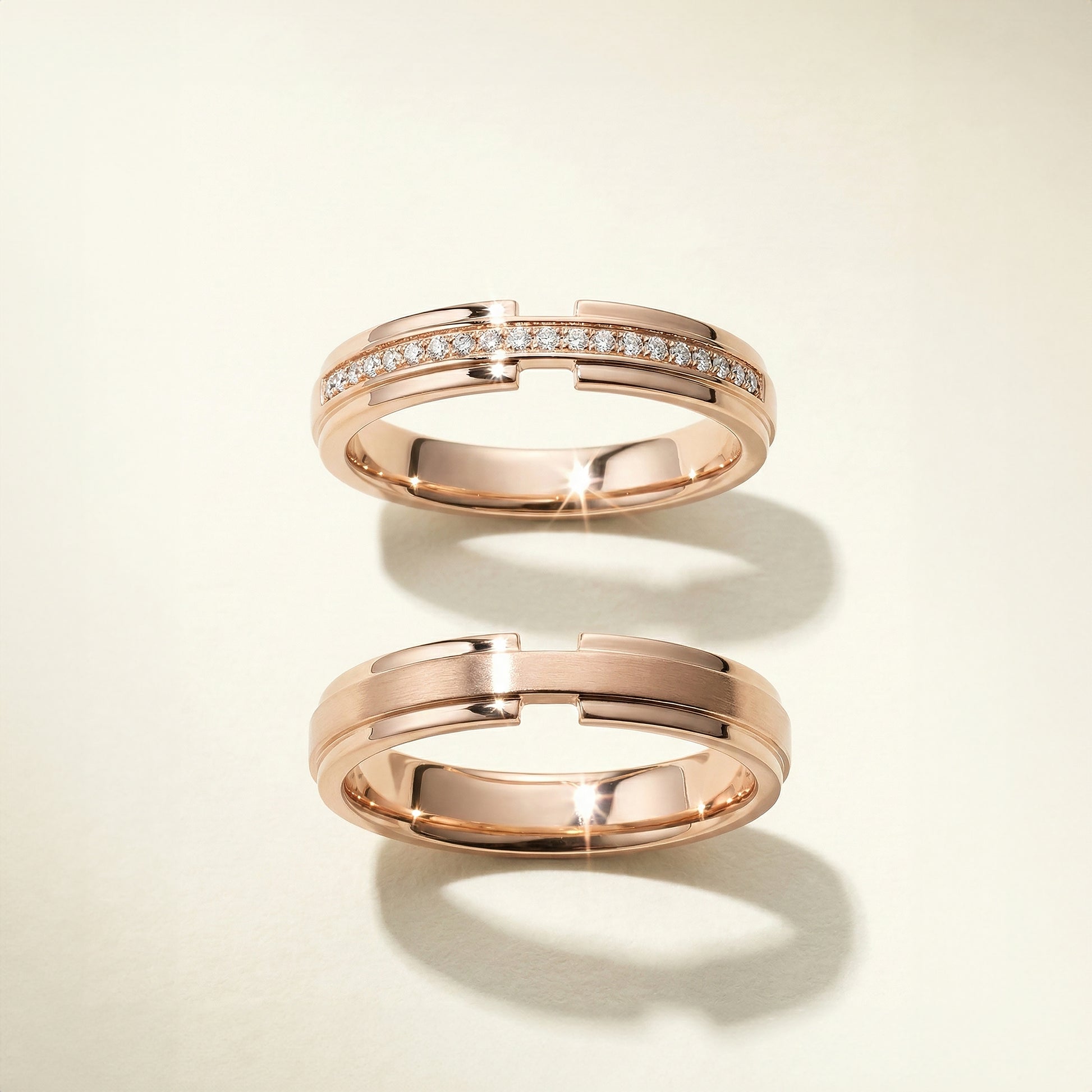18 carat rose-gold Signature "Precieux" wedding band